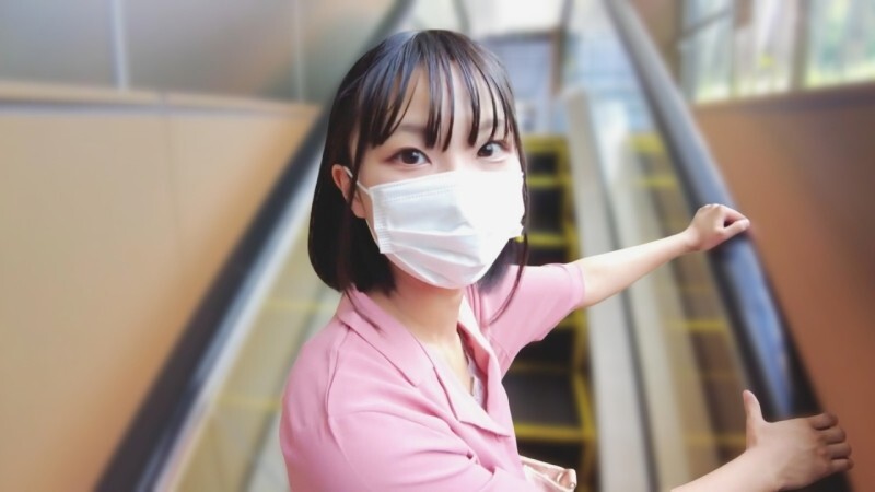 FC2-PPV-4780526 OL ขาสั้นหีฟิต