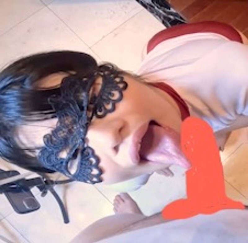 FC2-PPV-4757499 สาวร่านหีแฉะเยิ้ม