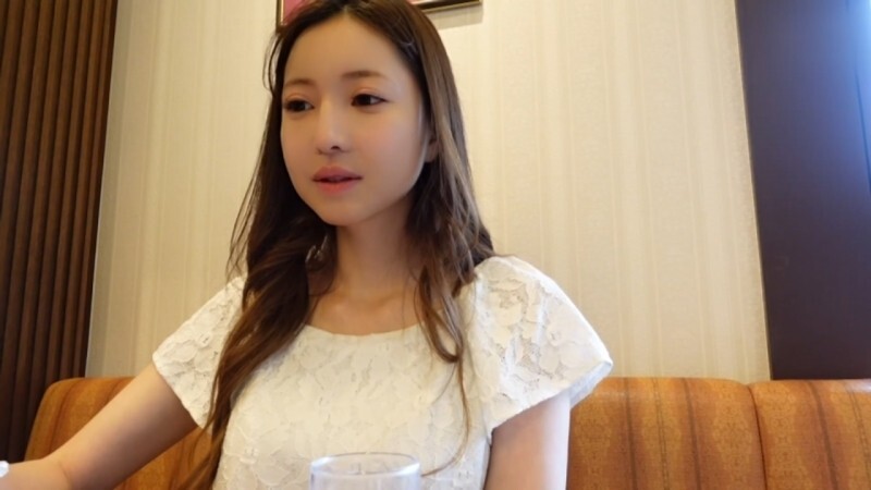 FC2-PPV-4766406 สาวผมสั้นน่ารักถ่ายนมใหญ่