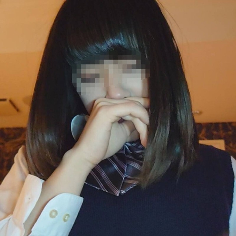 FC2-PPV-4702974 สาวน้อยตูดเนียนเย็ดแรง