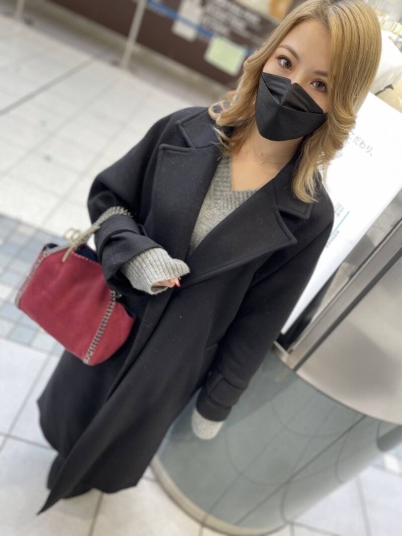 FC2-PPV-4756733 สาวน้อยน่ารักถ่ายติดนมใหญ่