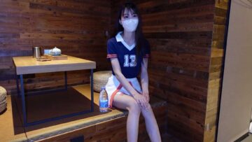 FSOG-081 หนุ่มบังเอิญ เดินเจอสาวสวยที่พยายามหนีจากสถานการณ์อันตราย