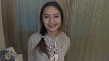 น้องดาวสาวหน้าหวานปล่อยเสน่ห์ที่ไม่อาจห้ามใจให้ฝรั่งหลงรัก