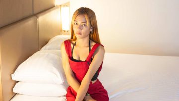 น้องพ๊อคสาวน่ารักกับสัมผัสลึกซึ้งที่โรงแรมหรู