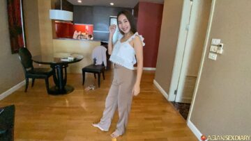 สาวไทยน้องแพทตี้สาวหุ่นดี กับหนุ่มฝรั่งควยใหญ่ถ่ายคลิปลีลาของเธอได้เย็ดกัน