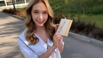 โลลี่ เนเบล ชาวต่างชาติที่ต้องเผชิญหน้ากับความท้าทายของชีวิตกับปัญหาด้านการสิ่อสาร