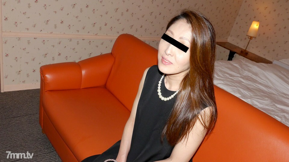 032718-240 สาวตูดโตโดนเย็ดจากด้านหลัง