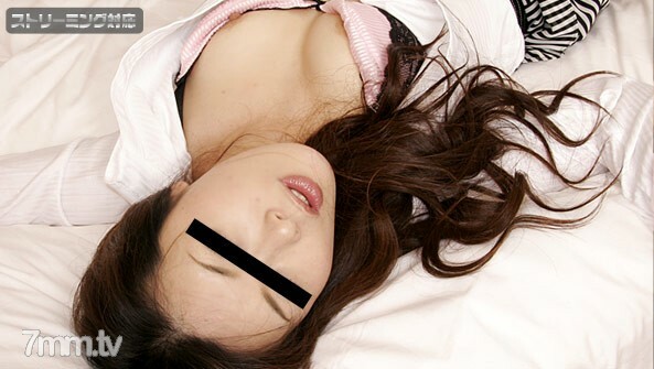 [072610-436] สาวออฟฟิศโดนเจ้านายเย็ดลับตา