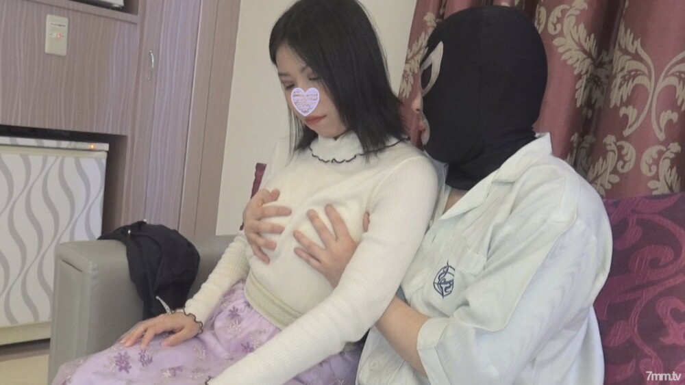 FC2-PPV-1018829 สาวผมดำนมเด้งเย็ดสด