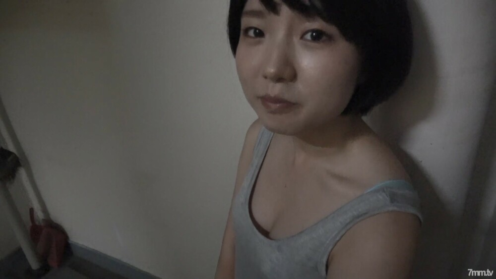 FC2-PPV-1028521 สาวขาวขย่มควยแตกคอ