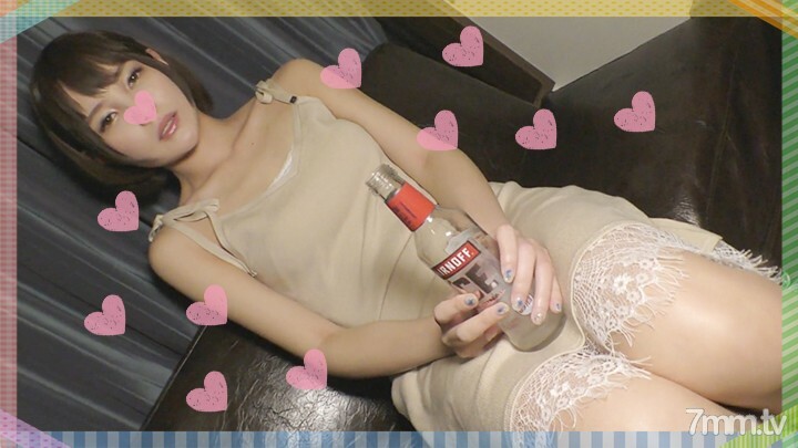 FC2-PPV-1030385 OL สาวออฟฟิศหีร่านเย็ดโต๊ะ