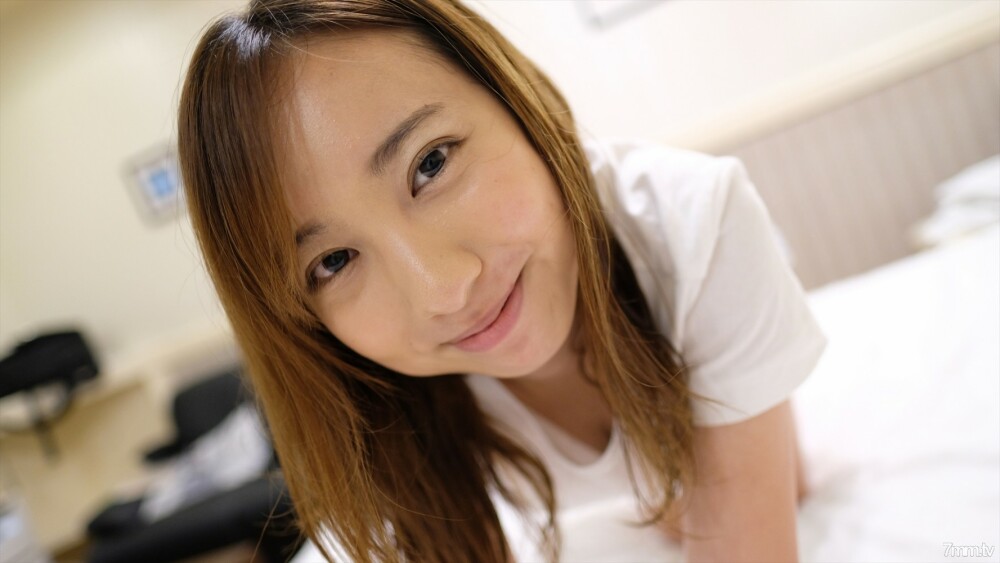 FC2-PPV-1052293 สาวขาวจั๊วะโดนเย็ดคาร้อน