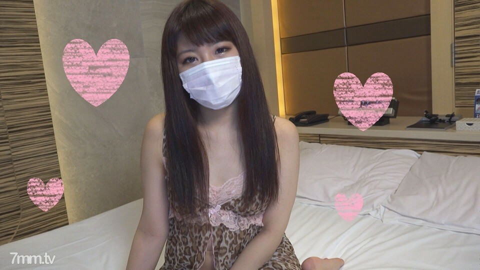 FC2-PPV-1060326 สาวน่ารักครางดังเย็ดมันส์