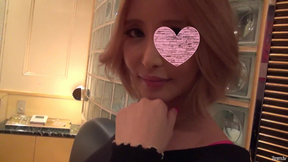 FC2-PPV-1060820 สาวใหญ่หุ่นดีโดนเย็ดทะลัก