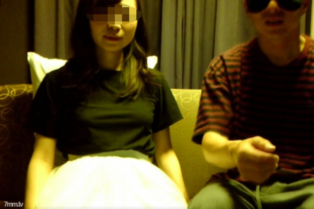 FC2-PPV-1143253 สาวน้อยร้องลั่น