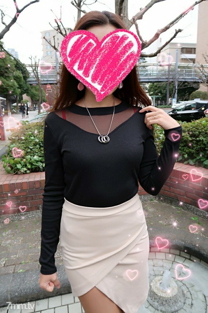 FC2-PPV-1147449 สาวแว่น โดนเย็ดห้องสมุด