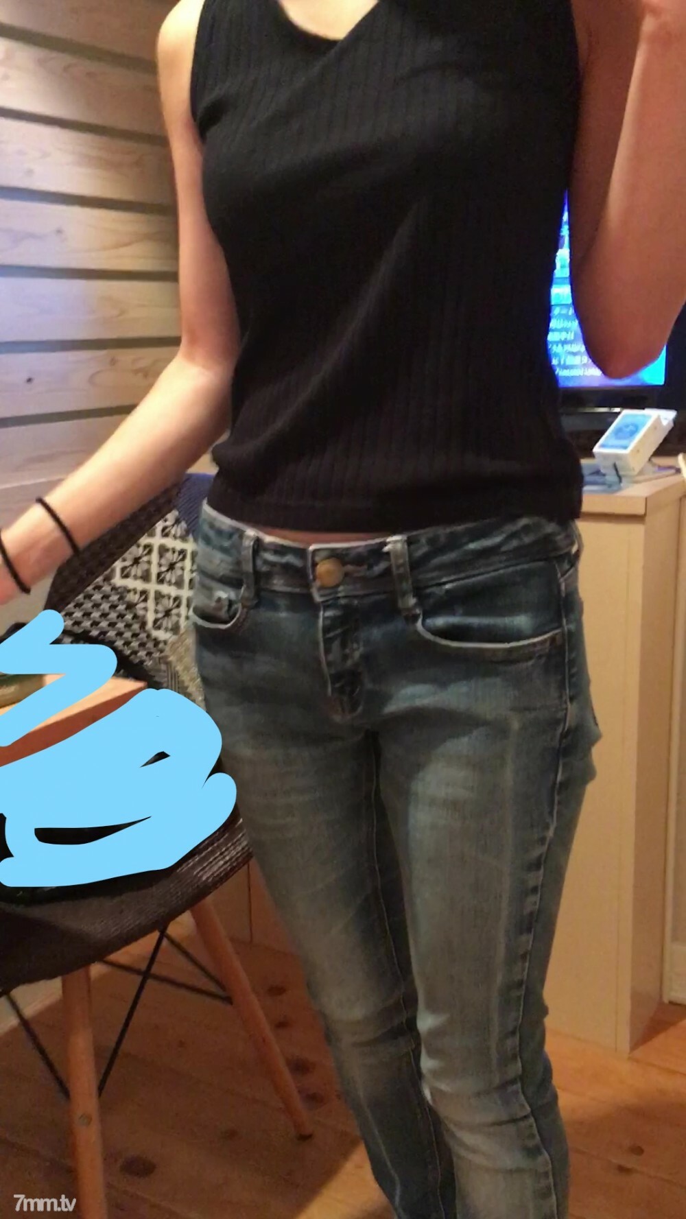 FC2-PPV-1151248 สาวเมาโดนเย็ดขาว