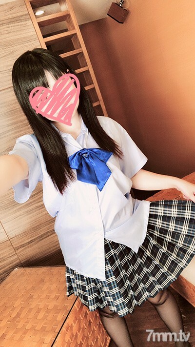 FC2-PPV-1196263 สาวผมสั้นนมเด้งเย็ดสด