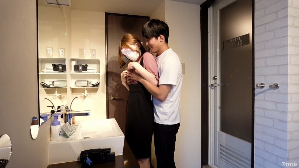 FC2-PPV-1197071 สาวอวบตูดใหญ่เด้งสั่น