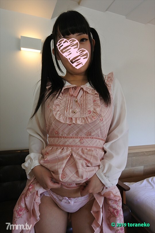 FC2-PPV-1223871 สาวน่ารักโดนเย็ดมันส์คาชุดนักเรียน