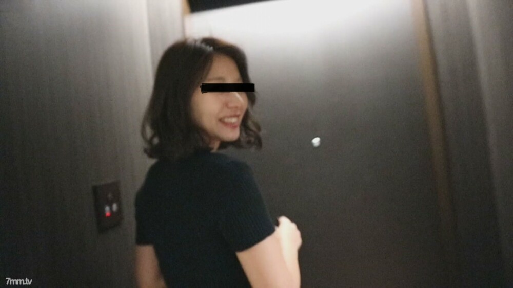 FC2-PPV-1229107 สาวตูดใหญ่เด้งโดนเย็ดหลังบ้าน