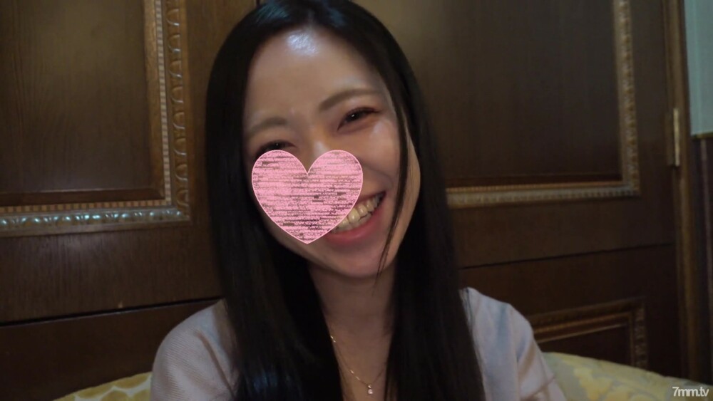 FC2-PPV-1230540 สาวผมสั้นร่านควย