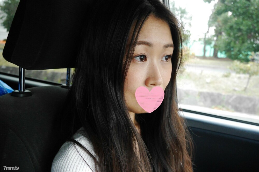 FC2-PPV-1272838 สาวผมยาวเย็ดคาชุดนอน