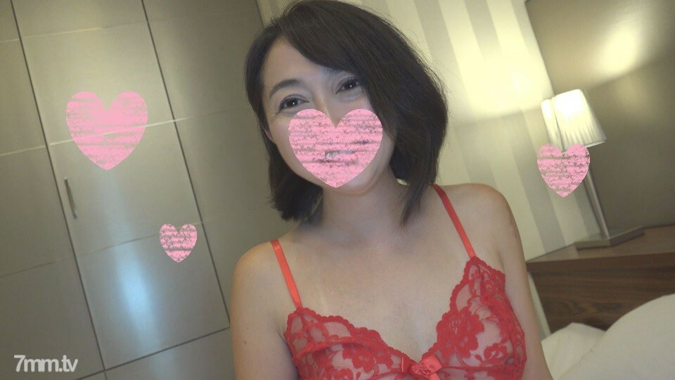 FC2-PPV-1273198 สาวน่ารักโดนแอบถ่ายร่องหีชัด