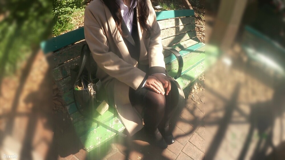 FC2-PPV-1293136 สาวน่ารักช่วยตัวเองมันส์