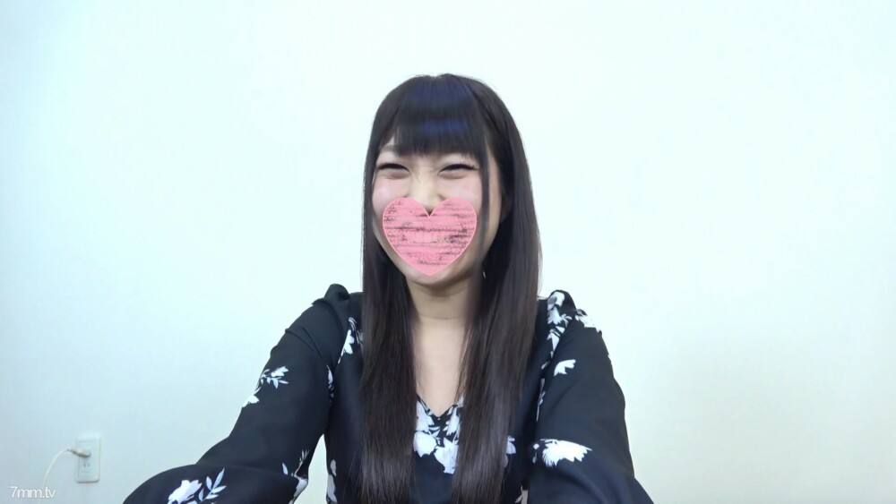 FC2-PPV-1328982 สาวขาวนมเด้งโชว์หมด