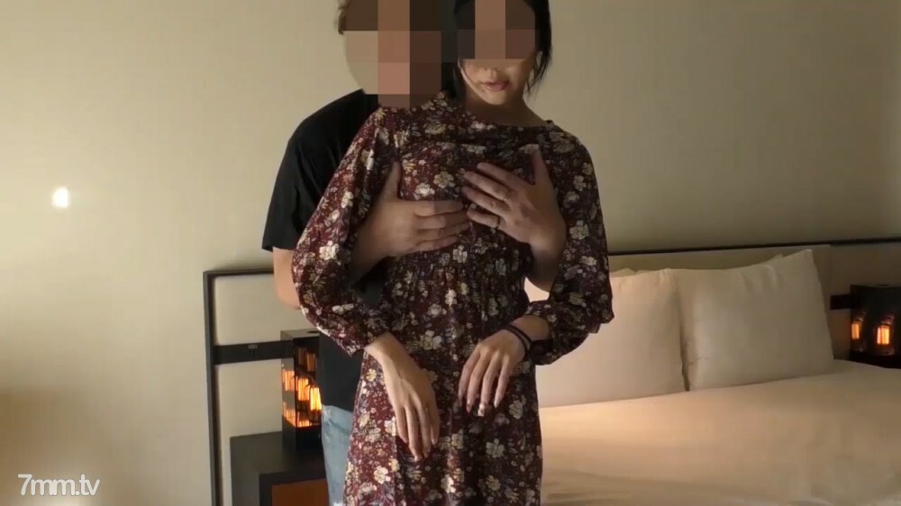 FC2-PPV-1336888 สาวขาวหุ่นดีโดนเย็ดสด