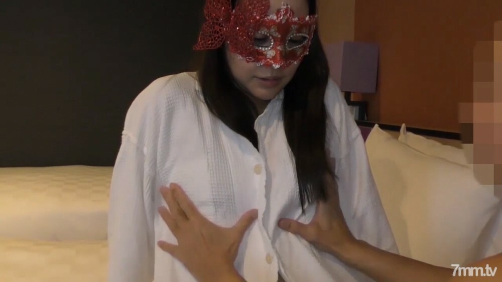 FC2-PPV-1347282 สาวผมยาวเย็ดสดไม่ถุง