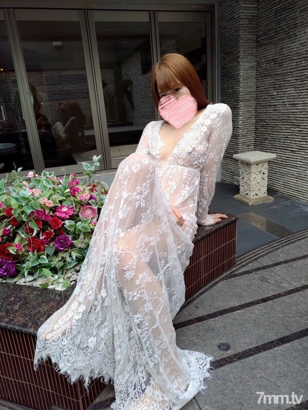 FC2-PPV-1350775 สาวน้อย ร้องลั่นโดนเย็ดสด