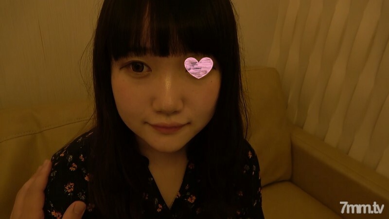 FC2-PPV-1371717 สาวตัวเล็กโดนเย็ดยกขาสูงโคตรลึก