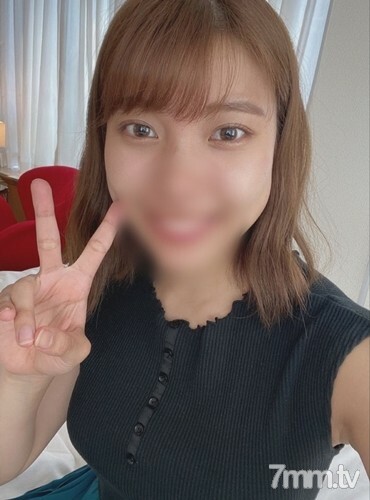 FC2-PPV-1423594 สาวน่าติดใจเย็ดมันส์รูดซับ