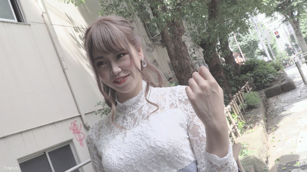 FC2-PPV-1442338 สาวขาวตัวเล็กโดนเย็ดแรงๆ