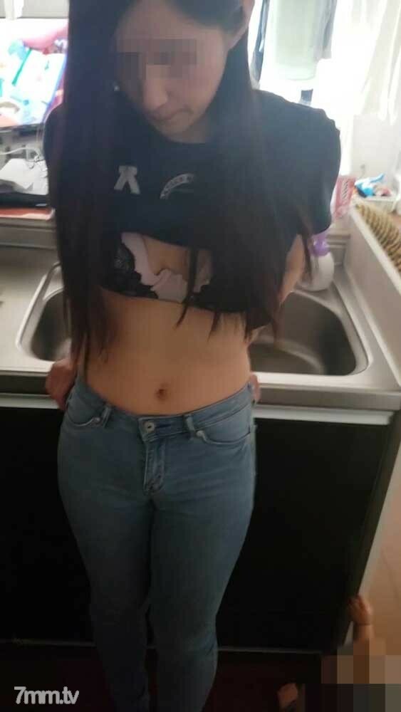 FC2-PPV-1446760 นักศึกษาสาว โดนชู้มเด็ด