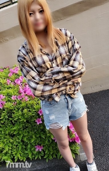 FC2-PPV-1447440 สาวน่ารักโชว์นมใหญ่เด้งดึ๋ง