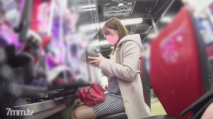 FC2-PPV-1448399 แม่บ้านเซ็กซี่ โดนเย็ดท่าหมา