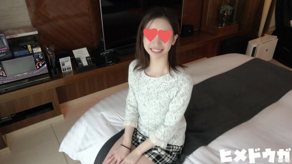 FC2-PPV-1482027 สาวขาวนมเด้งเย็ดมันส์คาชุด