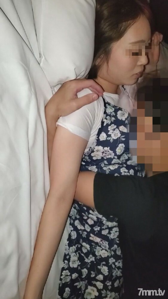 FC2-PPV-1497703 สาวอวบตูดใหญ่เด้ง