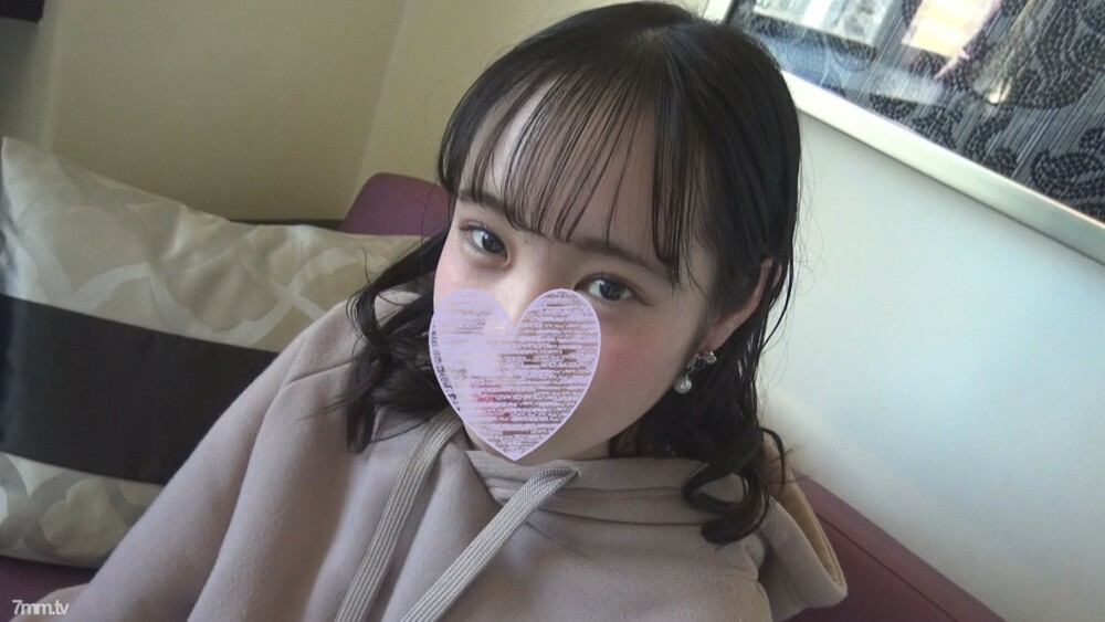 FC2-PPV-1498746 สาวผมสั้นหีโค้งรับ