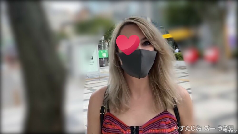 FC2-PPV-1506103 สาวนมใหญ่โดนเลียหีเสียว