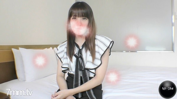 FC2-PPV-1517817 สาวผมสั้นโชว์นมเด้ง