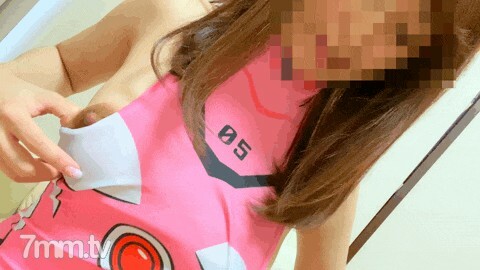 FC2-PPV-1544469 นักศึกษาขี้เงี่ยนหีฟิต