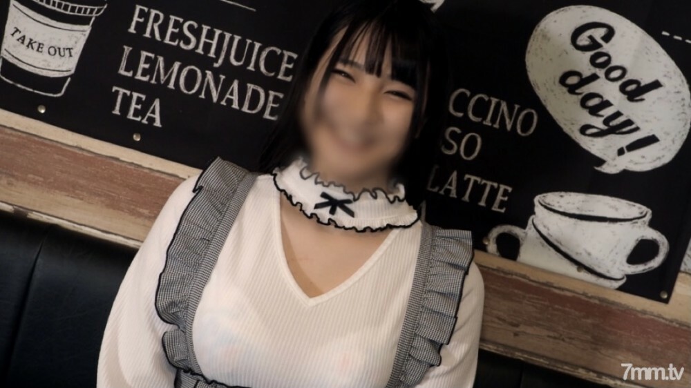 FC2-PPV-1586110 สาวสวยตาโตเย็ดมันส์