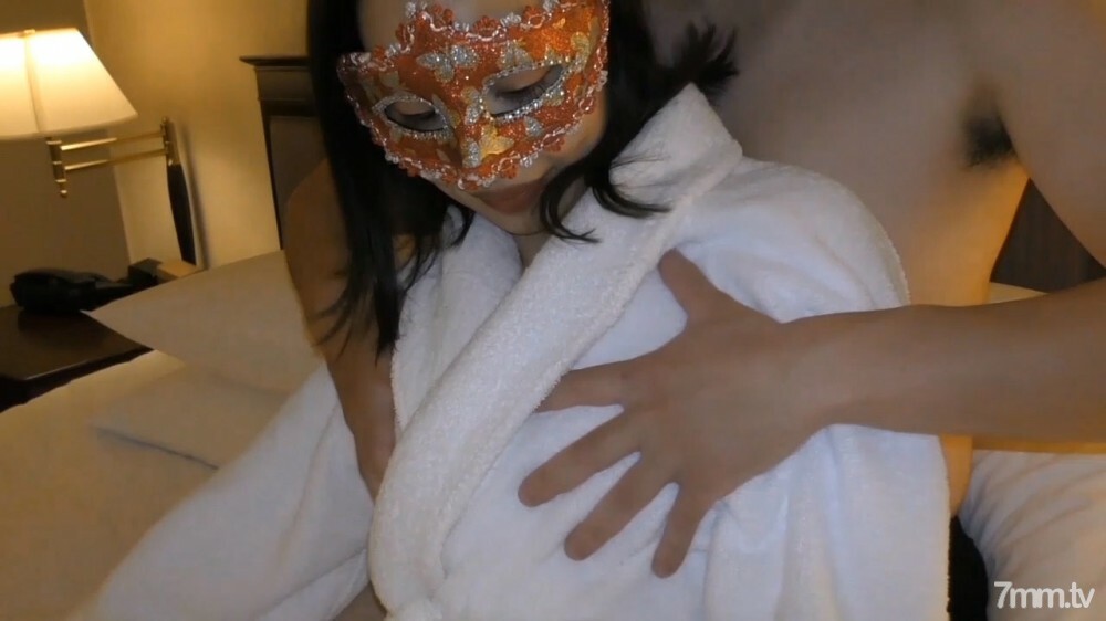 FC2-PPV-1589918 สาวโลลิต้าขี่ควยเก่ง