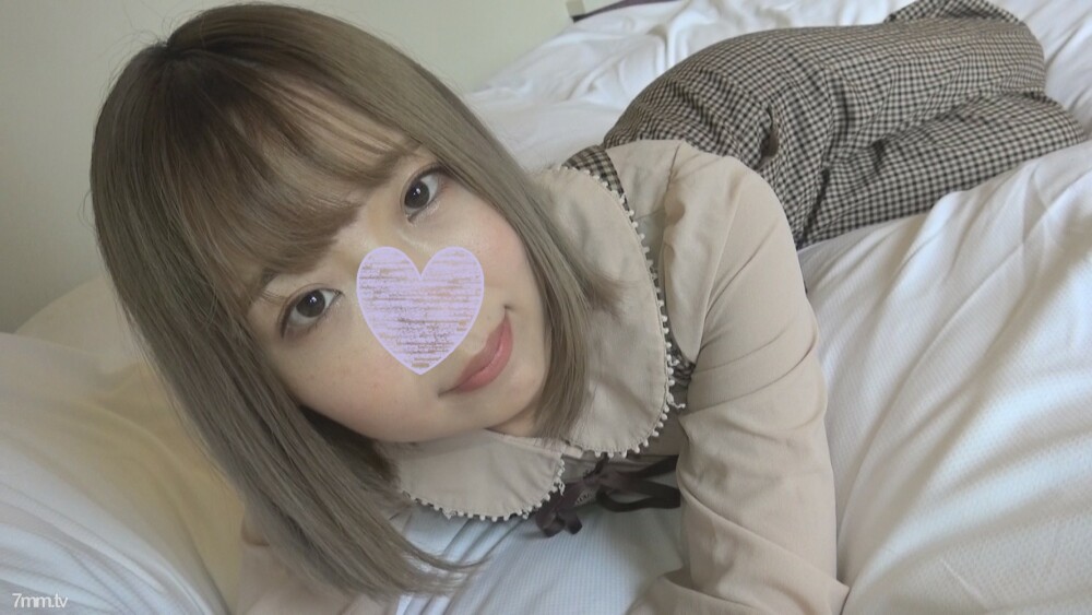 FC2-PPV-1590468 นักศึกษาสาวหีฟิต