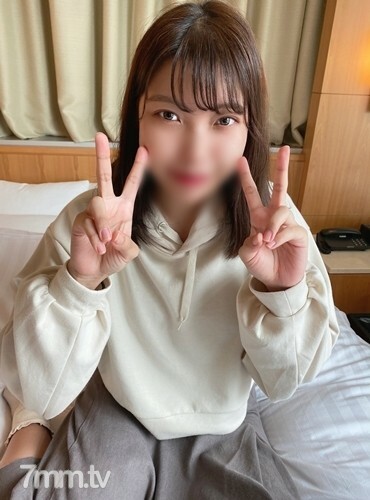 FC2-PPV-1595157 สาวน้อยมัธยม หีซิง โดนแตกใน