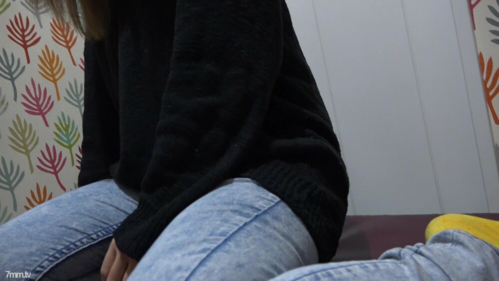 FC2-PPV-1595882 สาวน้อยตัวเล็กเย็ดโหด